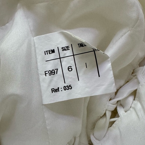 FINAL PRICE- MARY'S | White Flower Girl Dress Size 6 - Picture 11 of 13